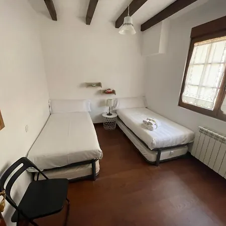 Casa La Llosa En Apartment